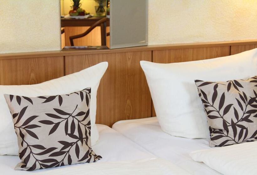 Номер Стандарт, Weisser Schwan