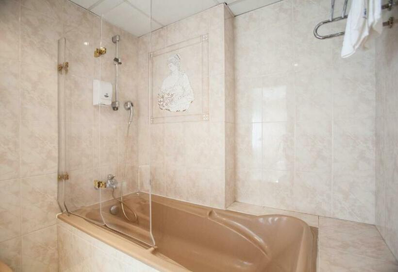 اتاق استاندارد, YOMO Imperial