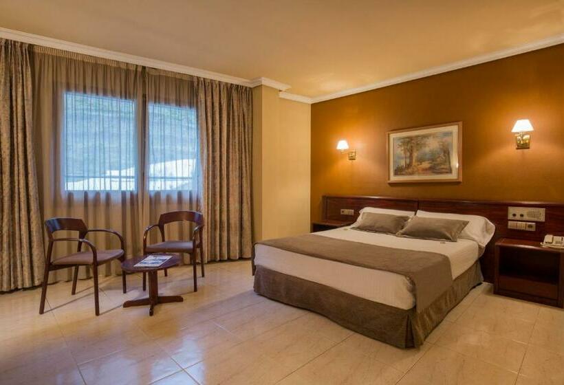 اتاق استاندارد, YOMO Imperial