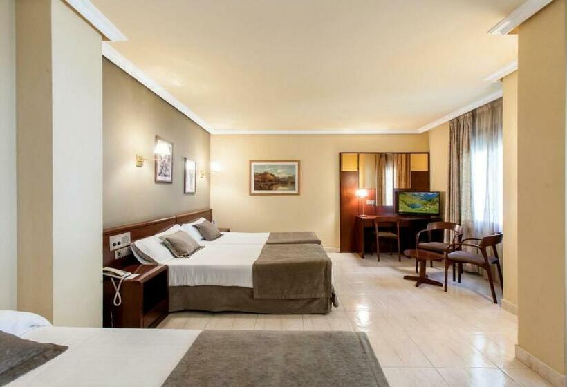 اتاق استاندارد سه نفره, YOMO Imperial