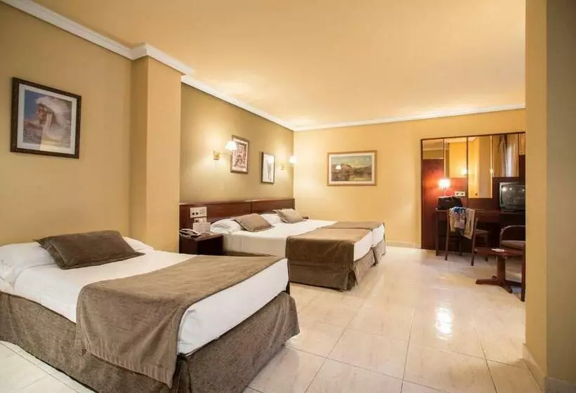 اتاق استاندارد سه نفره, YOMO Imperial