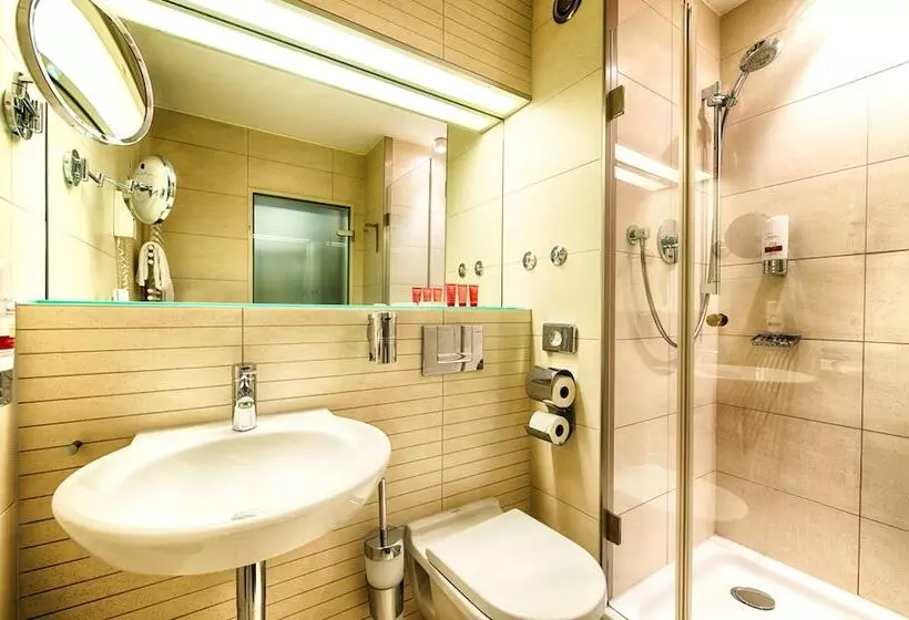 Comfort-huone, Leonardo Hotel Muenchen City West