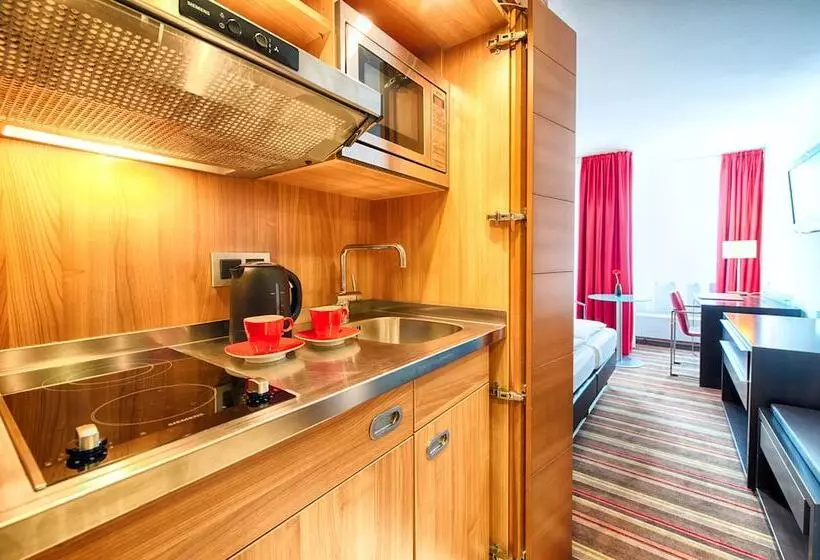 Comfort-huone, Leonardo Hotel Muenchen City West