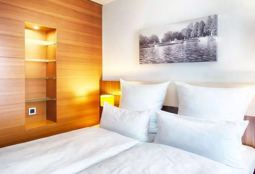 Comfort-huone, Leonardo Hotel Muenchen City West