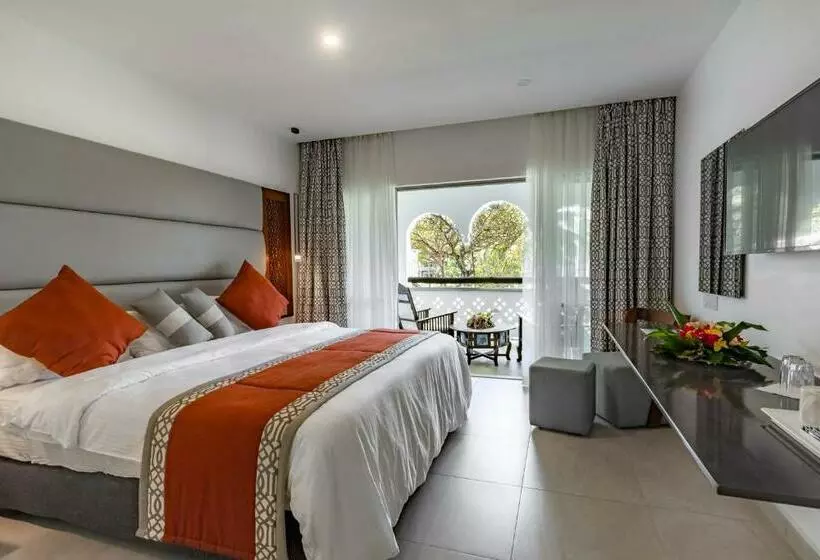 اتاق استاندارد با چشم‌انداز دریا, Southern Palms Beach Resort