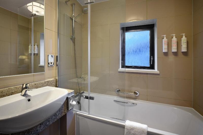 חדר סופריור עם מיטת קינג, Delta Hotels By Marriott St Pierre Country Club