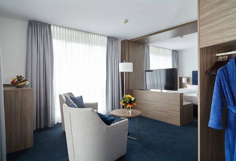 Номер Deluxe, Alexander Am Zoo