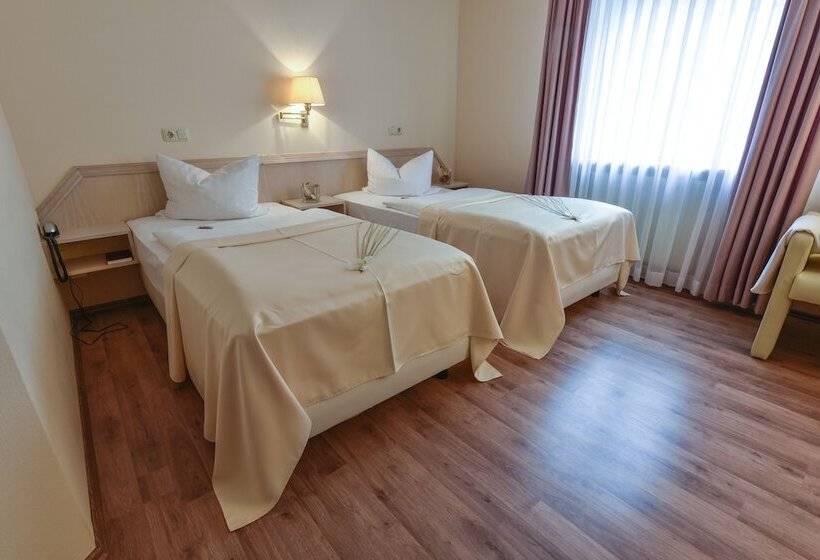 스탠다드 트리플 룸, Atrium Hotel Amadeus