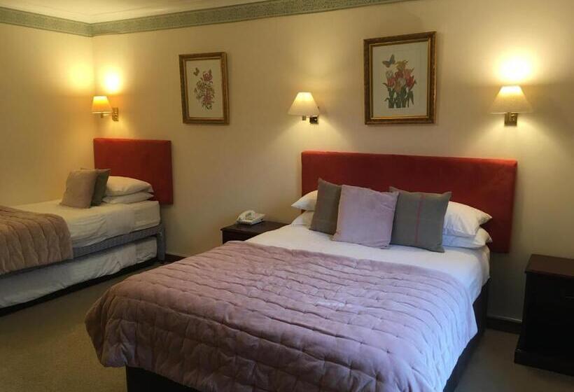 اتاق خانوادگی, Pitlochry Dundarach