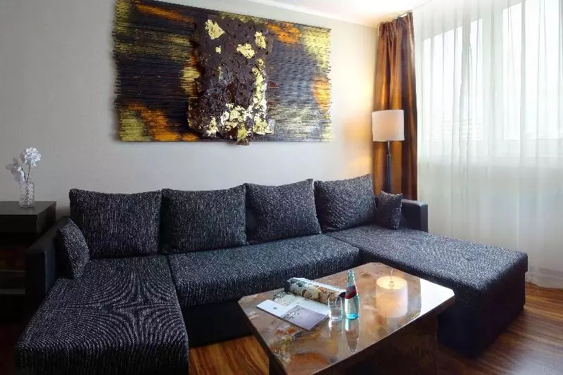キングサイズベッドのスイートルーム, Best Western Plus Plaza Hotel Darmstadt