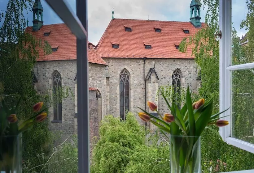 Suite Junior, Monastery Garden Prague