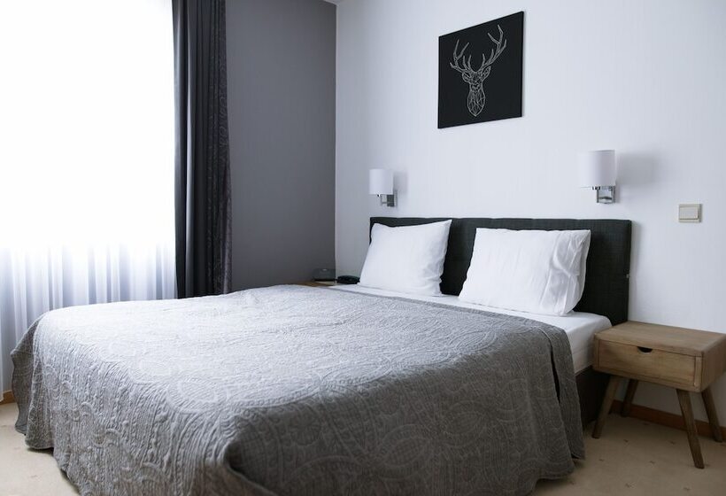 スタンダードルーム, De Fierlant