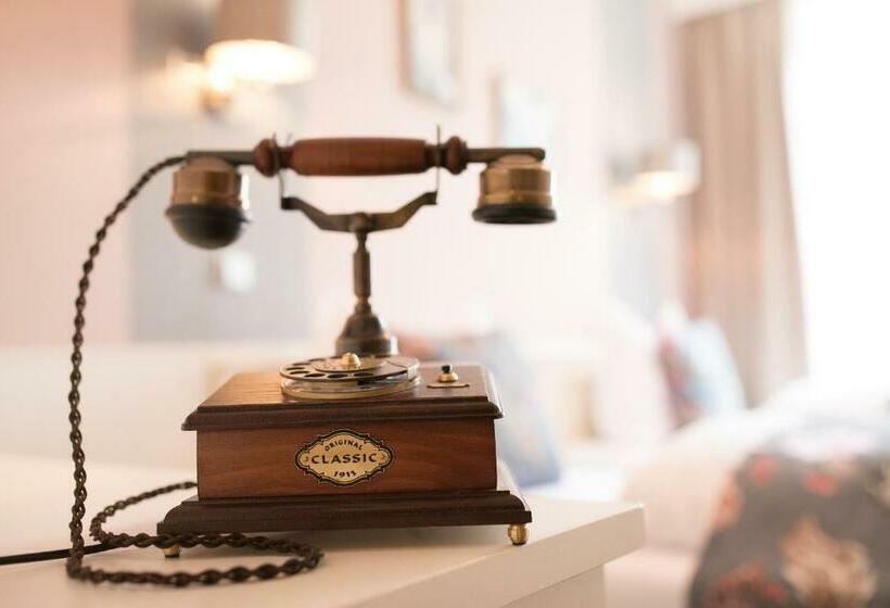 ベーシックルーム, Golfi