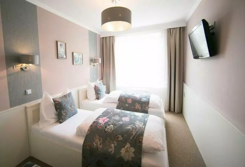 Chambre Basic, Golfi