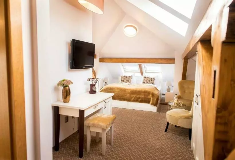 Chambre Standard, Golfi