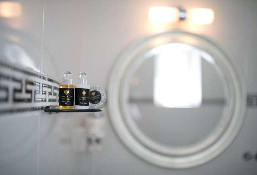 スタンダードルーム, Golfi