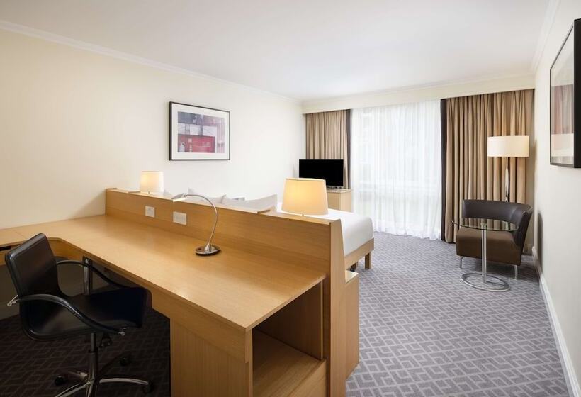 デラックスルーム, Hilton Northampton