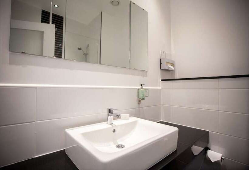 标准间, Holiday Inn Corby Kettering A43, An Ihg