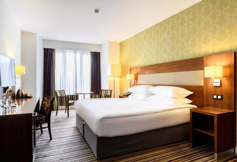 キングサイズベッドのクラシックルーム, Mercure Liege City Centre