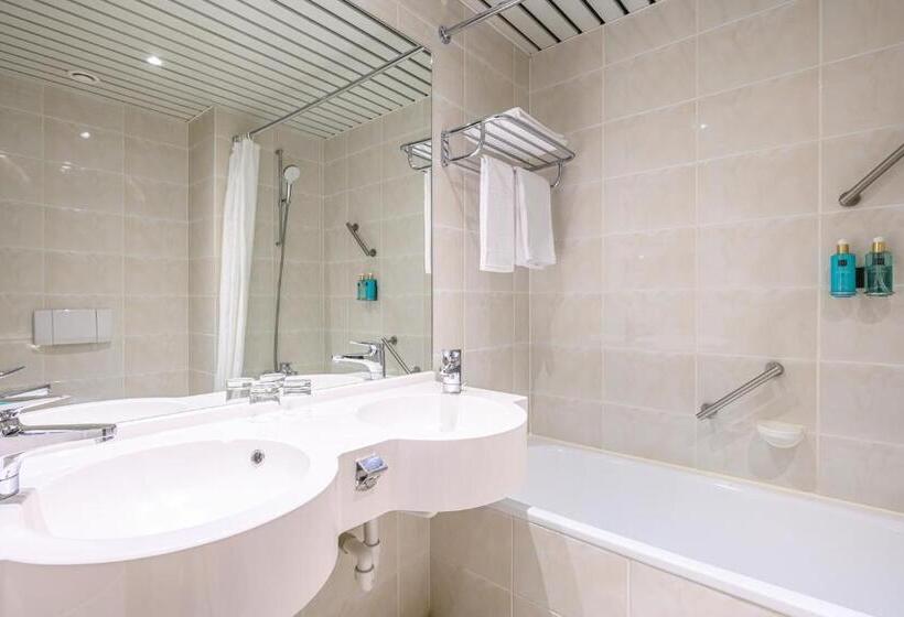 디럭스 룸 킹사이즈 침대, Mercure Liege City Centre