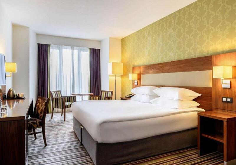 キングサイズベッドのデラックスルーム, Mercure Liege City Centre