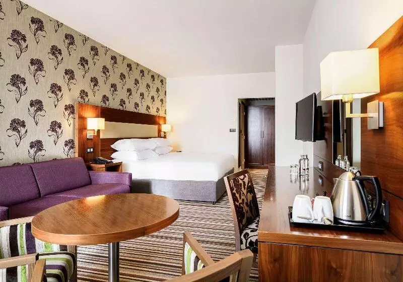 キングサイズベッドのスーペリアルーム, Mercure Liege City Centre