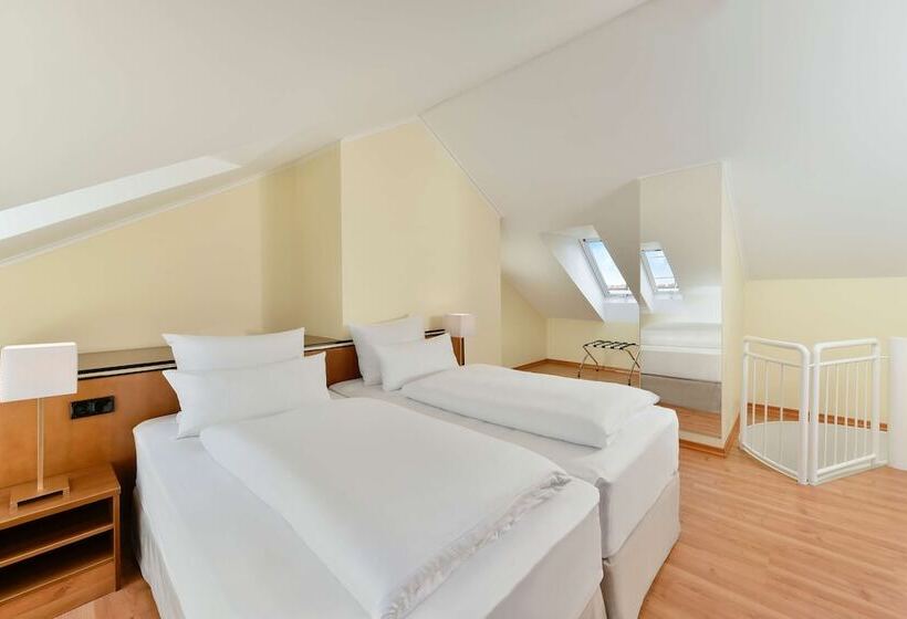 Семейный Номер, NH München City Süd