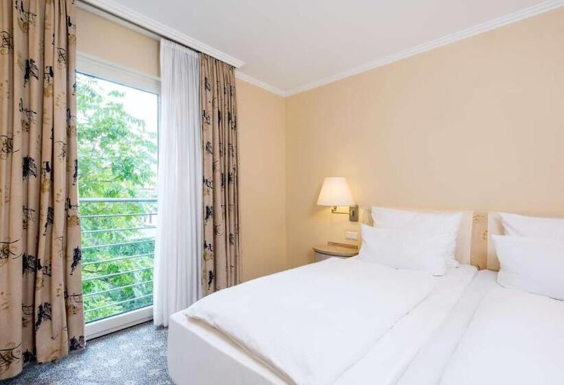 스탠다드 연결 룸, NH Potsdam