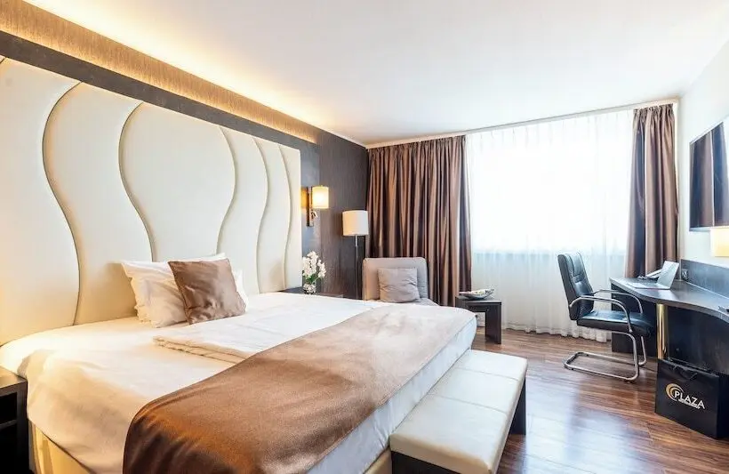 Standard Yhden Hengen Huone, Plaza Premium Darmstadt