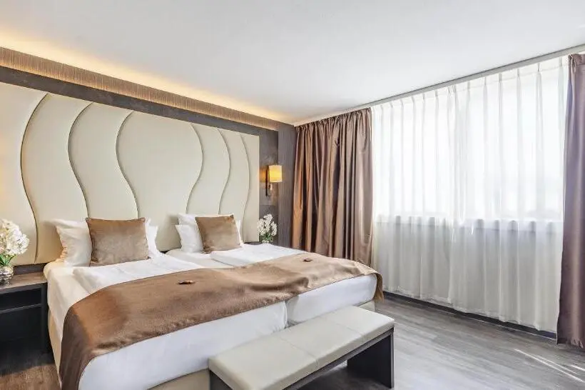 Sviitti King-vuode, Plaza Premium Darmstadt