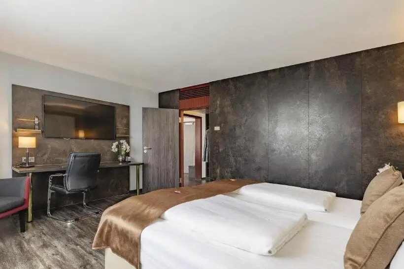 Sviitti King-vuode, Plaza Premium Darmstadt