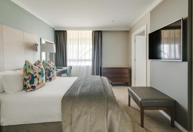 Номер Deluxe Кровать Кинг, Protea Hotel By Marriott Karridene Beach