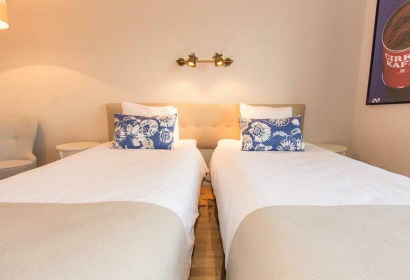 スタンダードルーム, Skytteholm