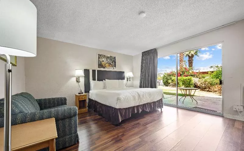 اتاق استاندارد با تخت بزرگ, Sol Springs Inn