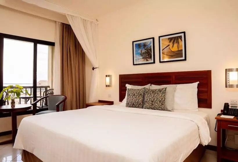 Standardzimmer Kingsize Bett, White Sands
