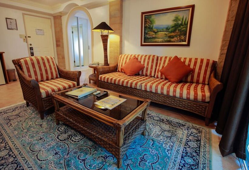 스위트, Paradise Garden Hotel And Convention Center Boracay Powered By Aston