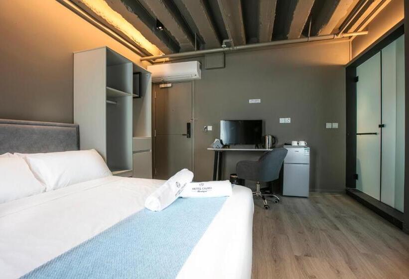 اتاق لوکس سه تخته, Calmo Bugis