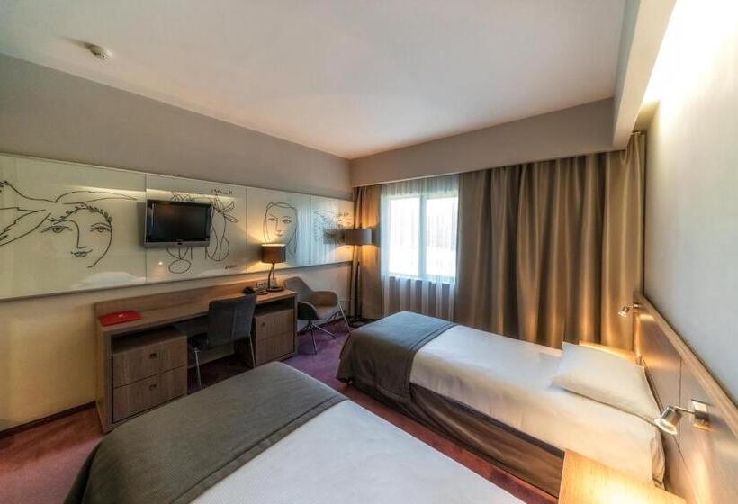 اتاق سوپریور, Hp Park