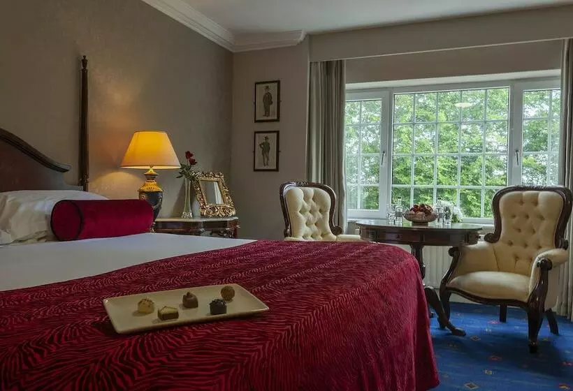 Standard Kolmen Hengen Huone, Killarney Randles