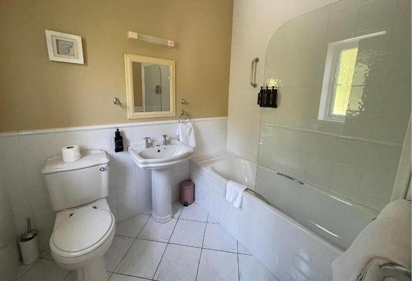 스탠다드 룸 킹사이즈 침대, Killarney Randles