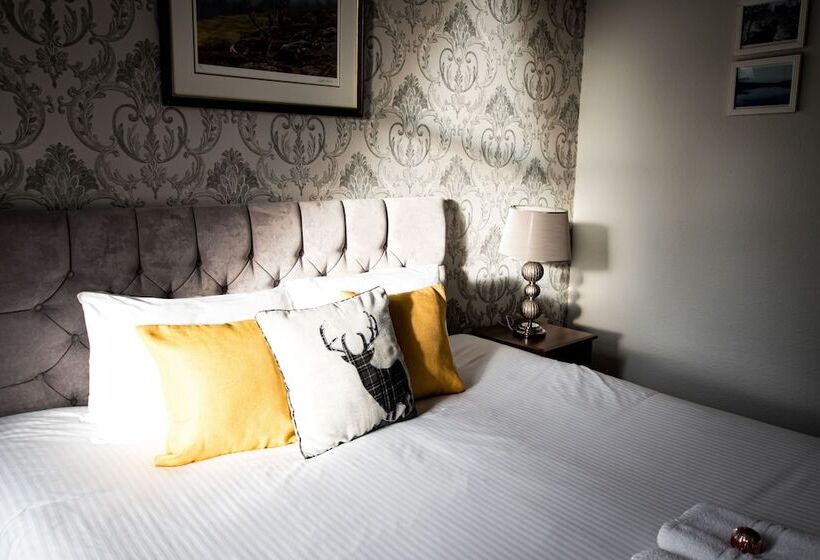 Номер Стандарт, Mcinnes House