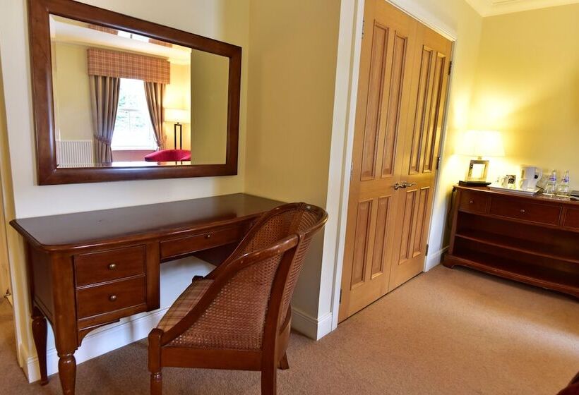 غرفة قياسية, Moness Resort