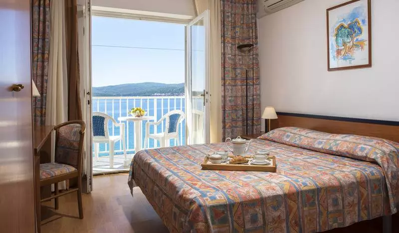 اتاق استاندارد با بالکن و چشم‌انداز دریا, Orsan Hotel By Aminess
