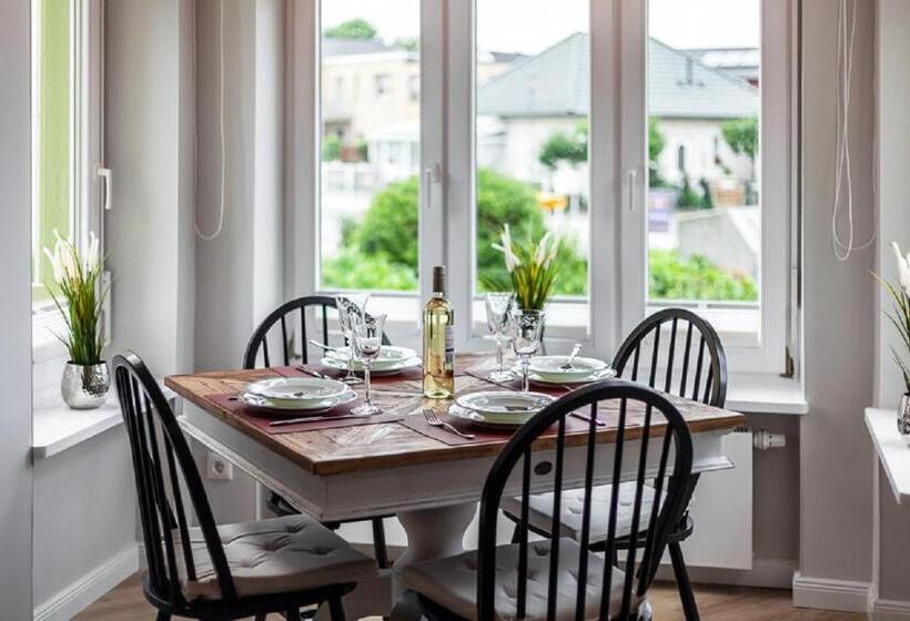 침실 1개 아파트, Rosenhof