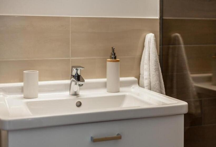 침실 1개 디럭스 아파트, Rosenhof