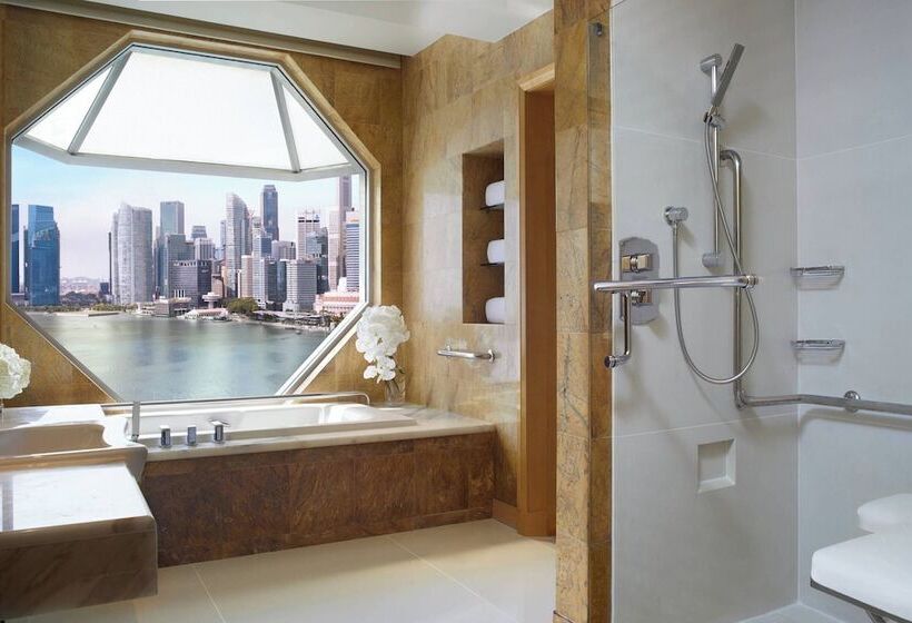 اتاق لوکس با چشمانداز, The Ritzcarlton, Millenia Singapore