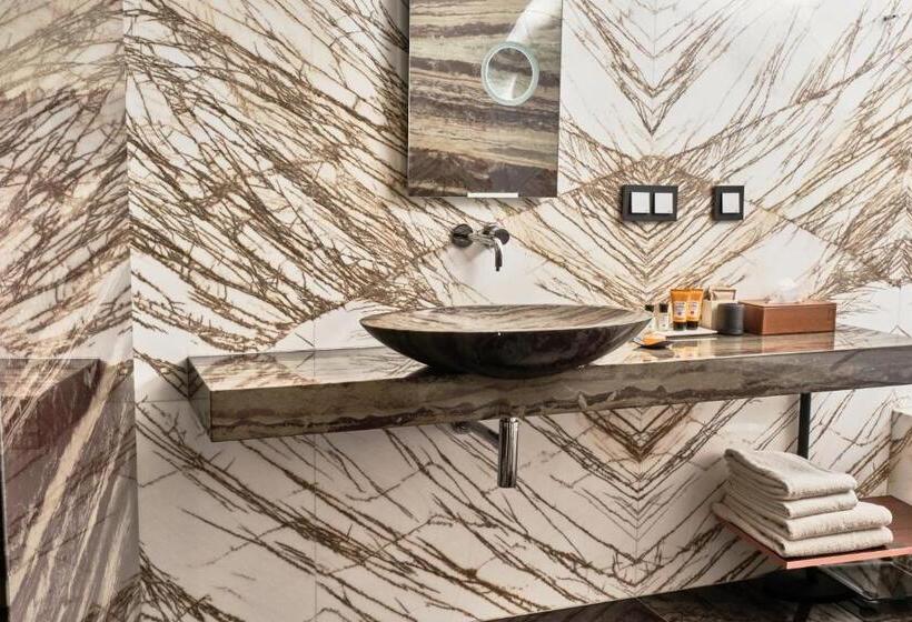 اتاق استاندارد, Warszawa