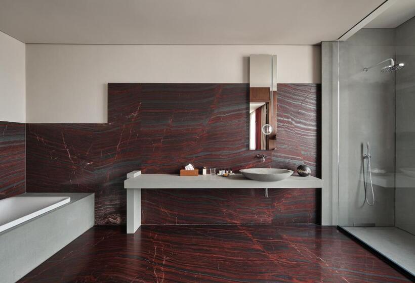 سوییت خانوادگی, Warszawa