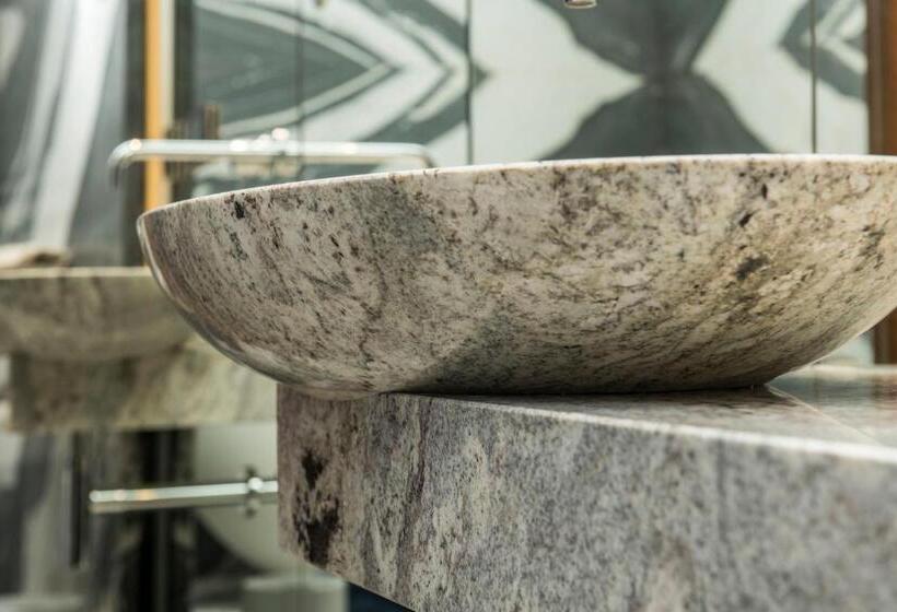 اتاق استاندارد, Warszawa