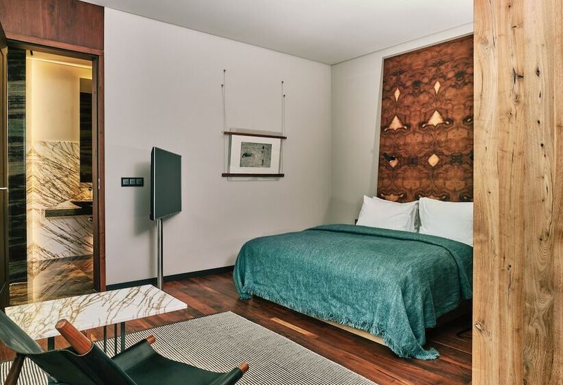 اتاق استاندارد, Warszawa